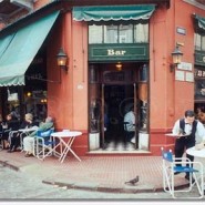 Declaran de Interés Cultural el bar Plaza Dorrego